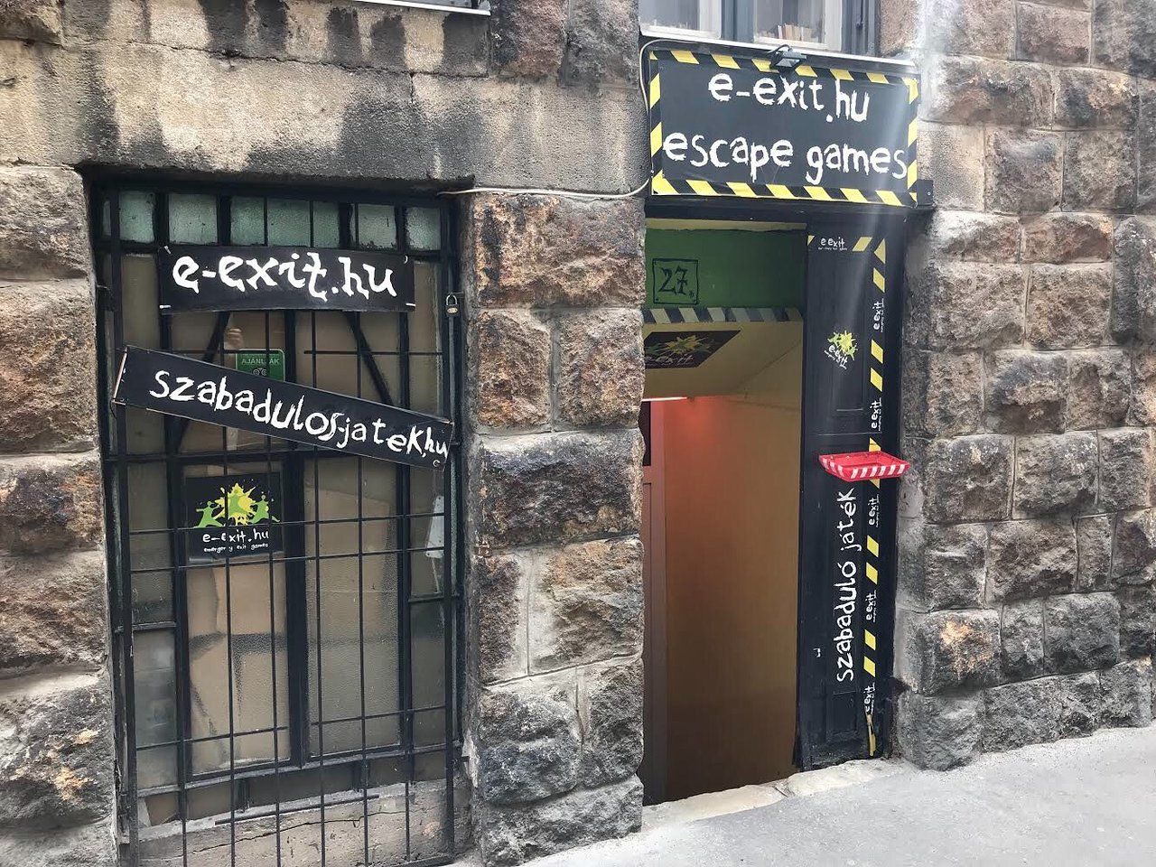 🇭🇺 Banksy, Escape Game & McDo'